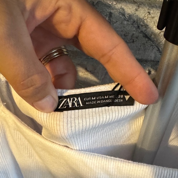 Zara Cream Puff Sleeve Blouse - Picture 2 of 5